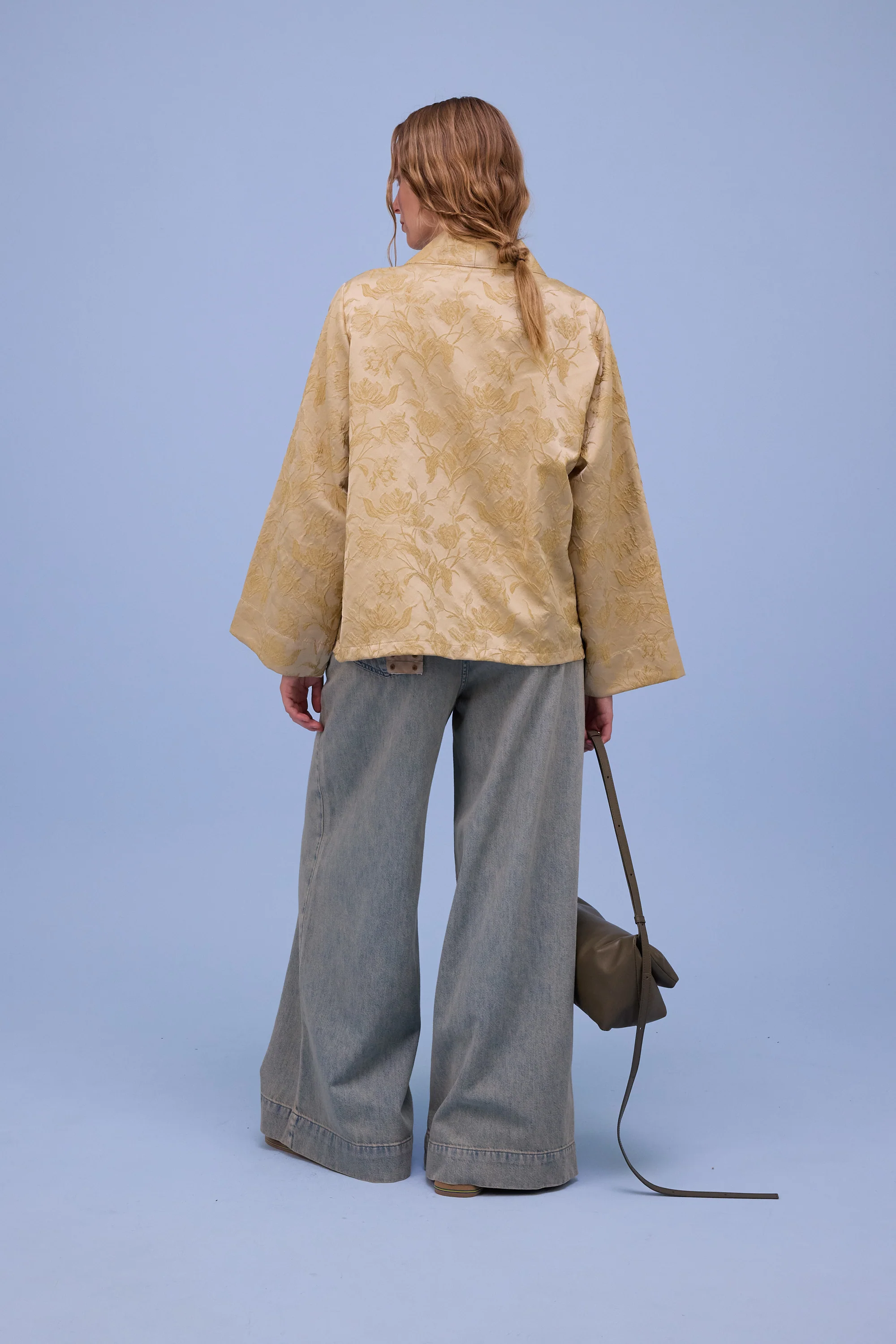 Flenn kimono in golden glow jacquard - Image 4
