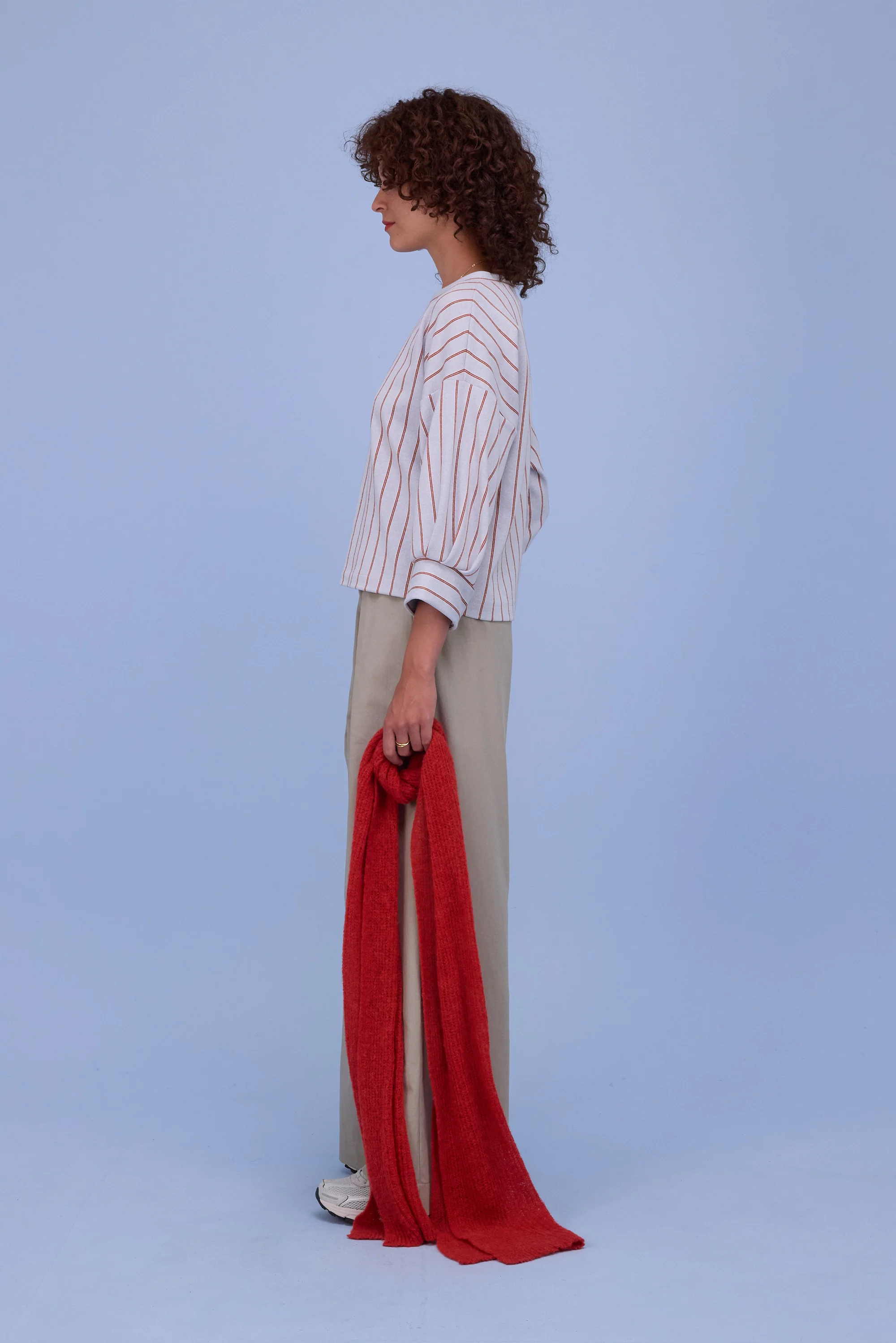 Cava sweater in sky blue red - Image 3