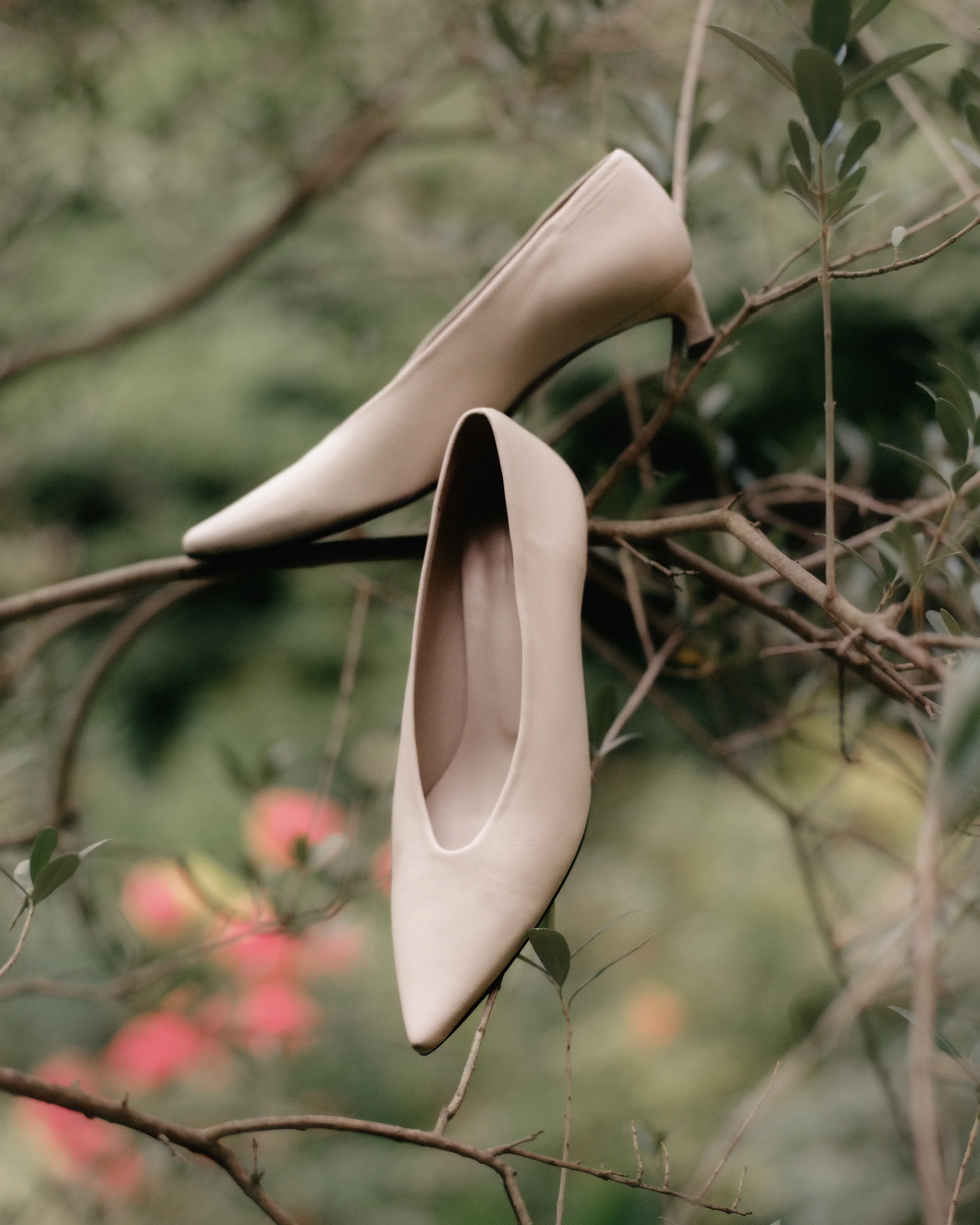 Heaven pump in chalk white - Image 11