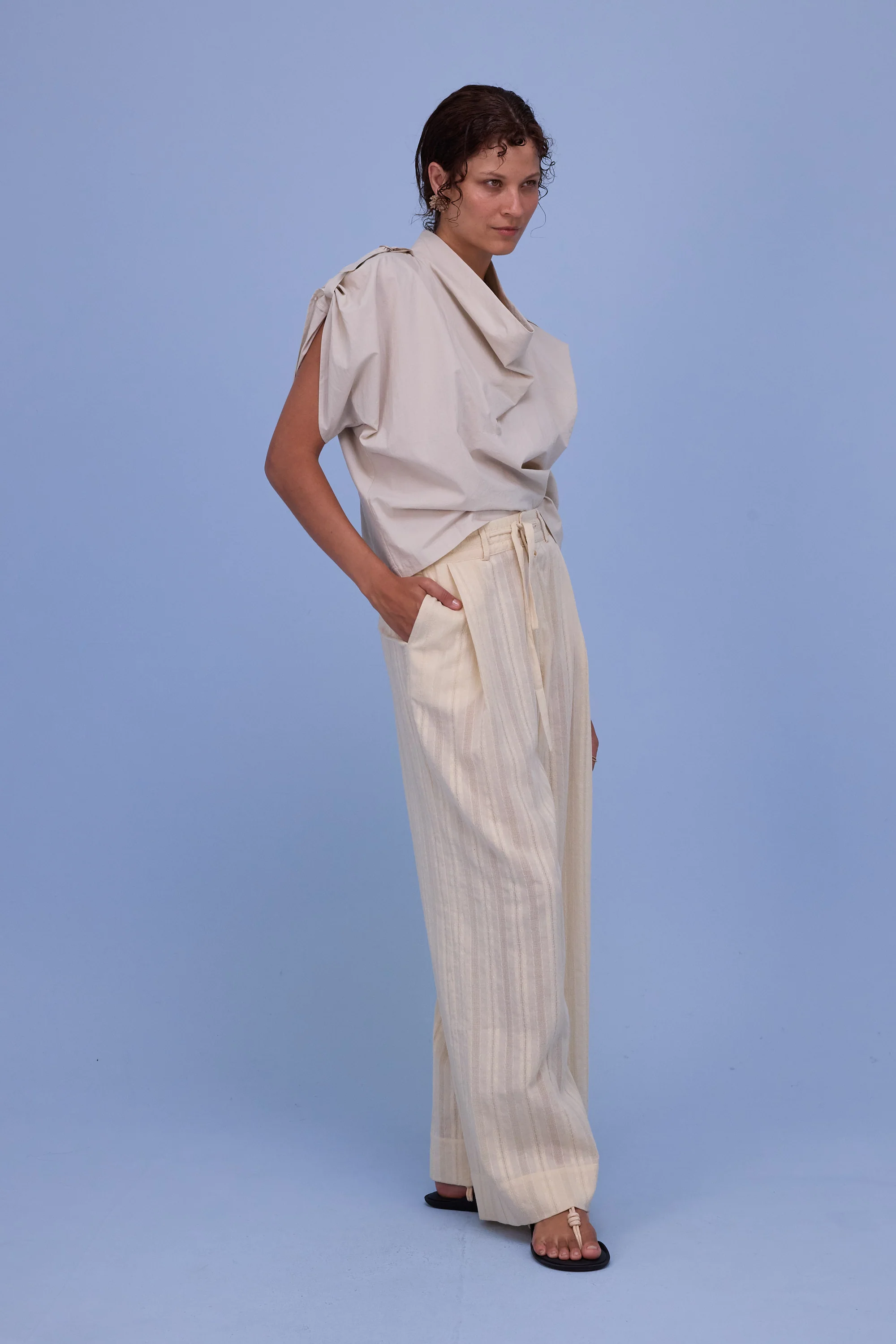 Flora blouse in chalk white - Image 4