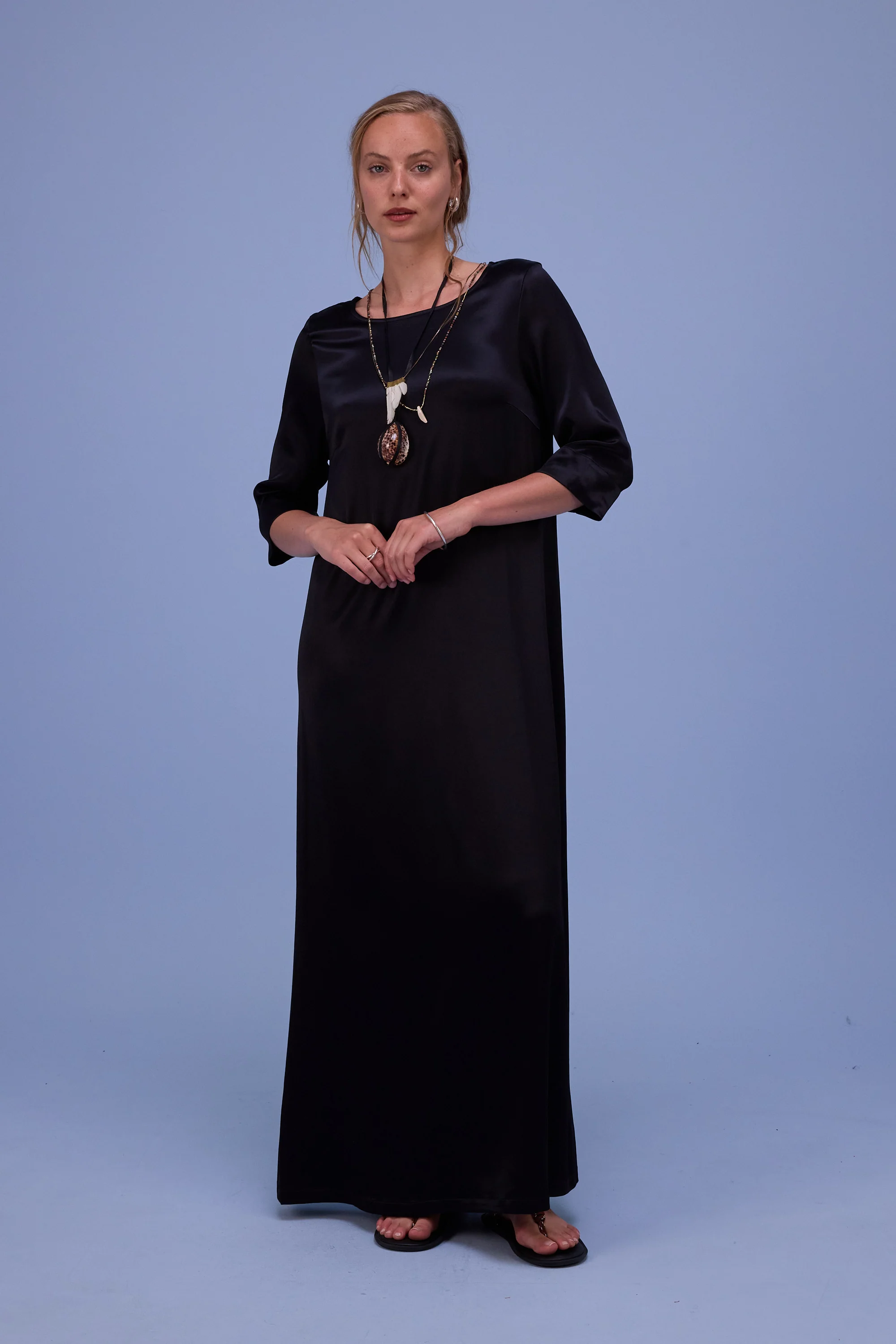 Francine jurk in shiny black
