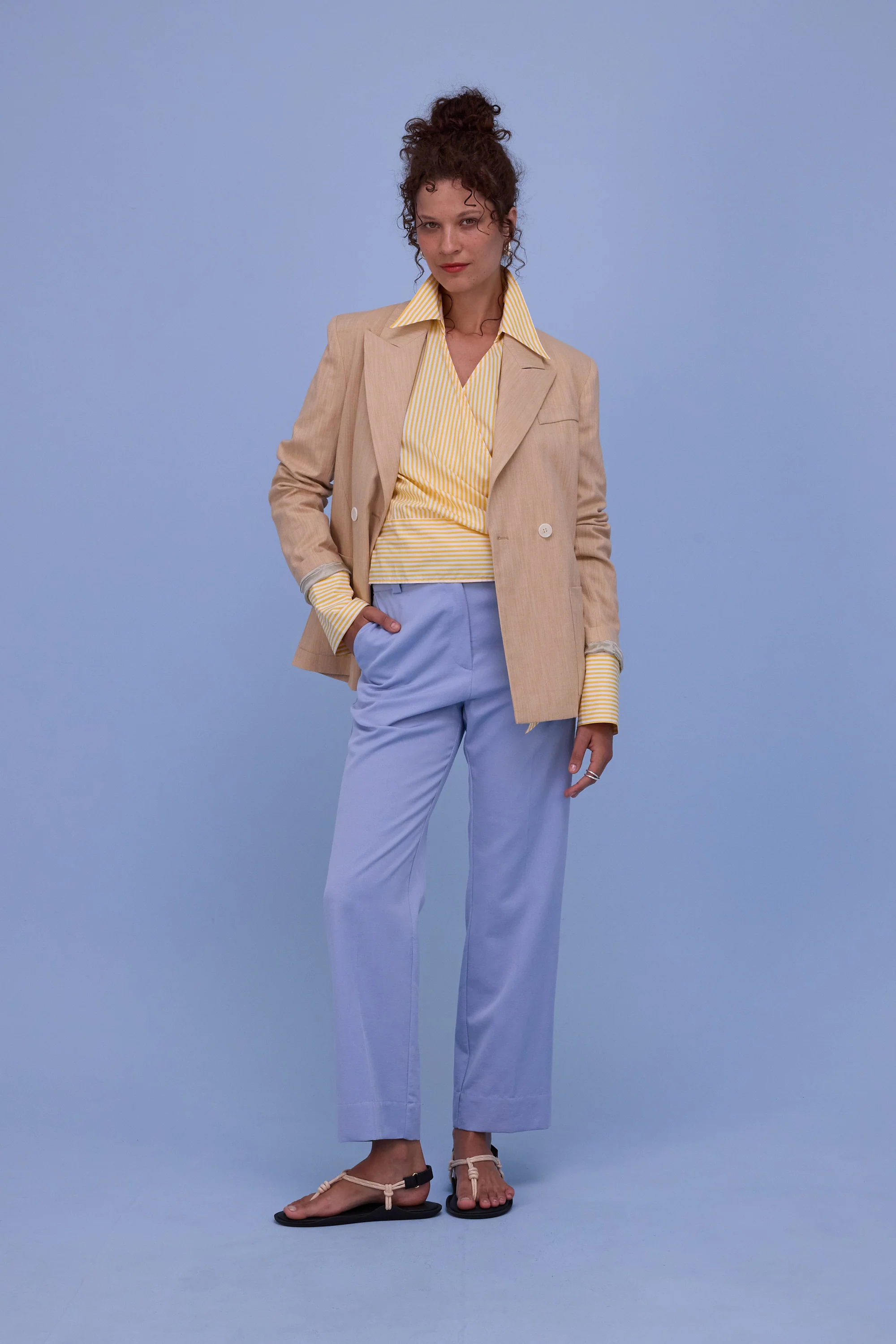 Davos blazer in soft amber - Image 7