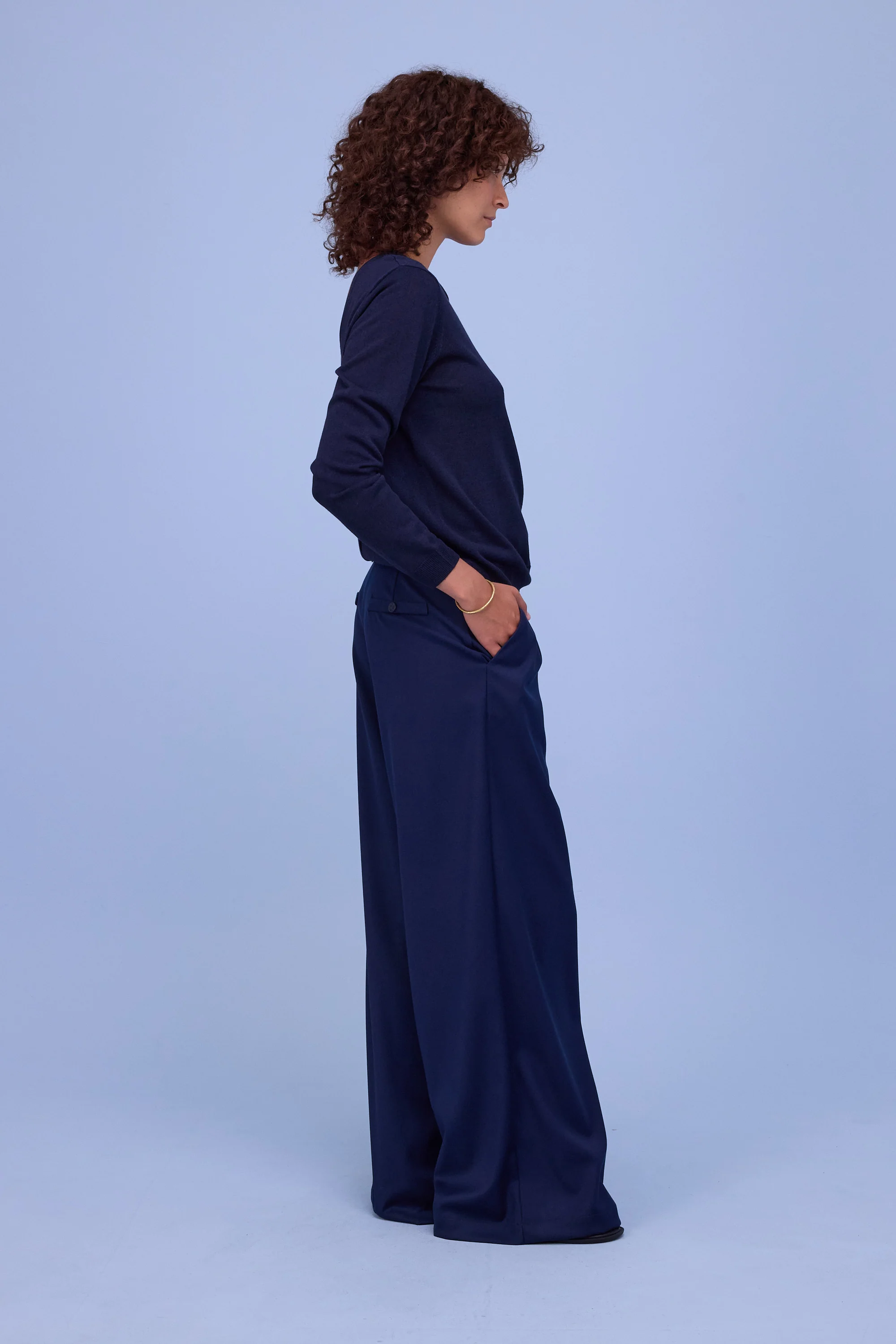 Hortos trui in dark navy - Image 5
