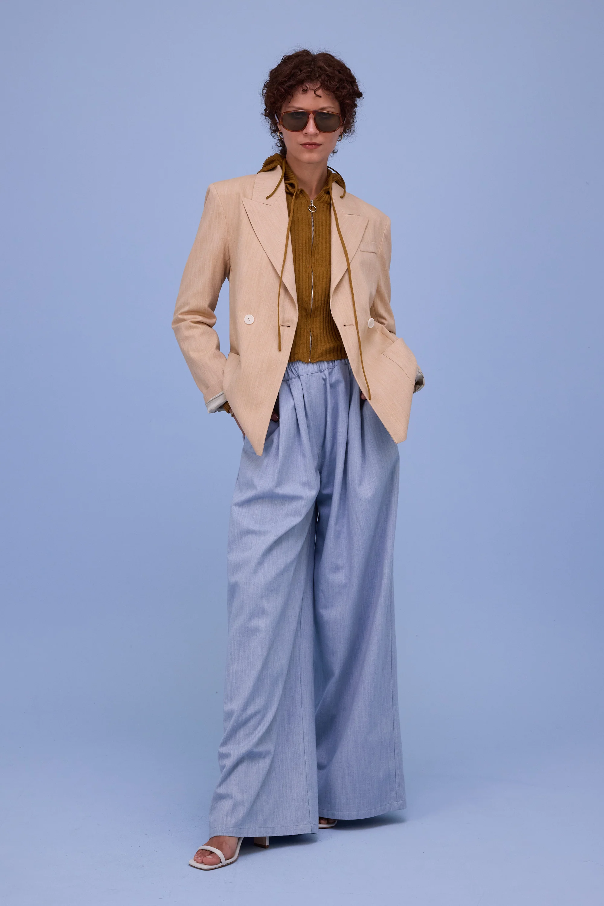 Hendaye cardigan in golden brown - Image 5