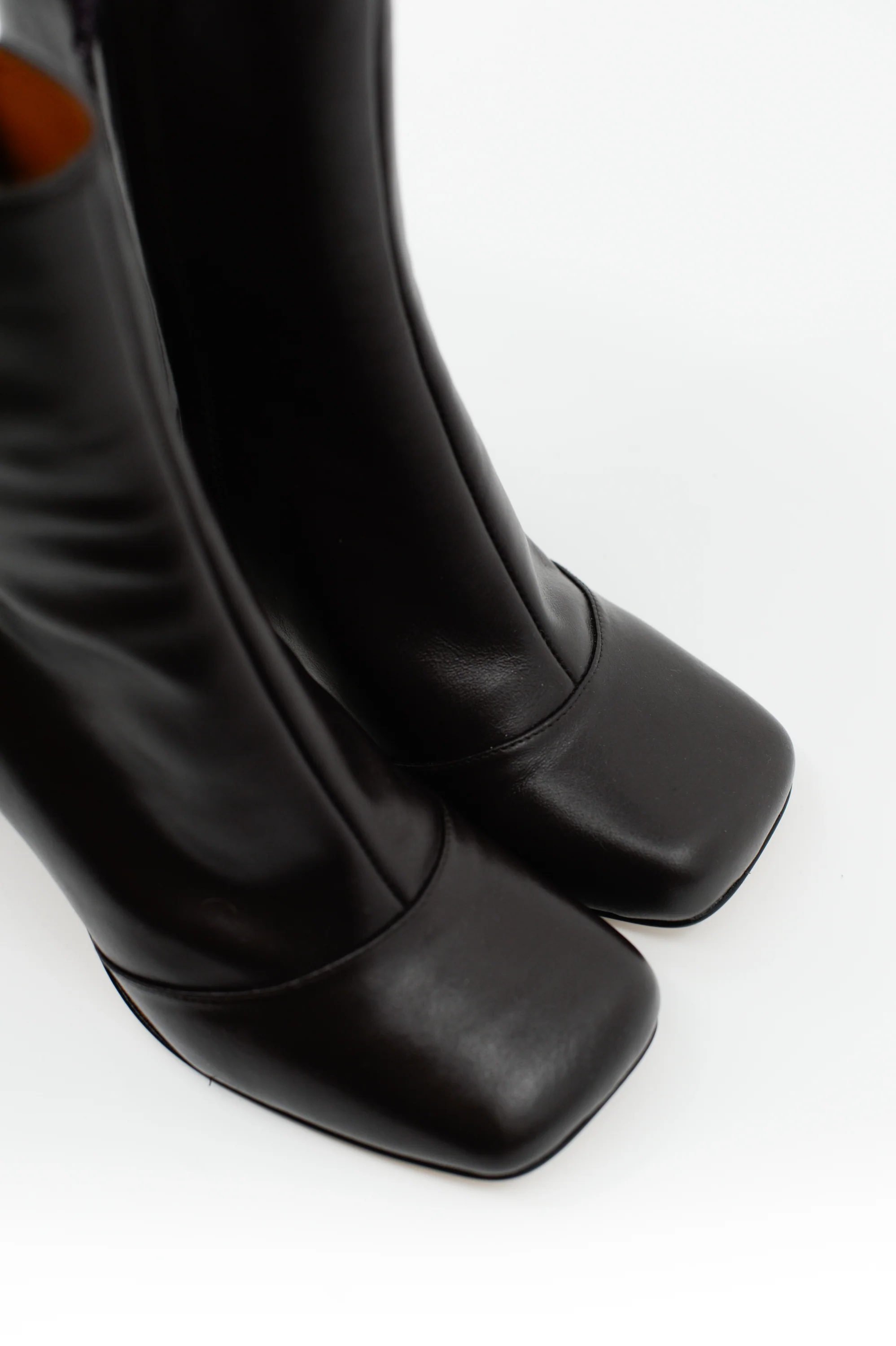 Eames laarsje in dark chocolate - Image 3