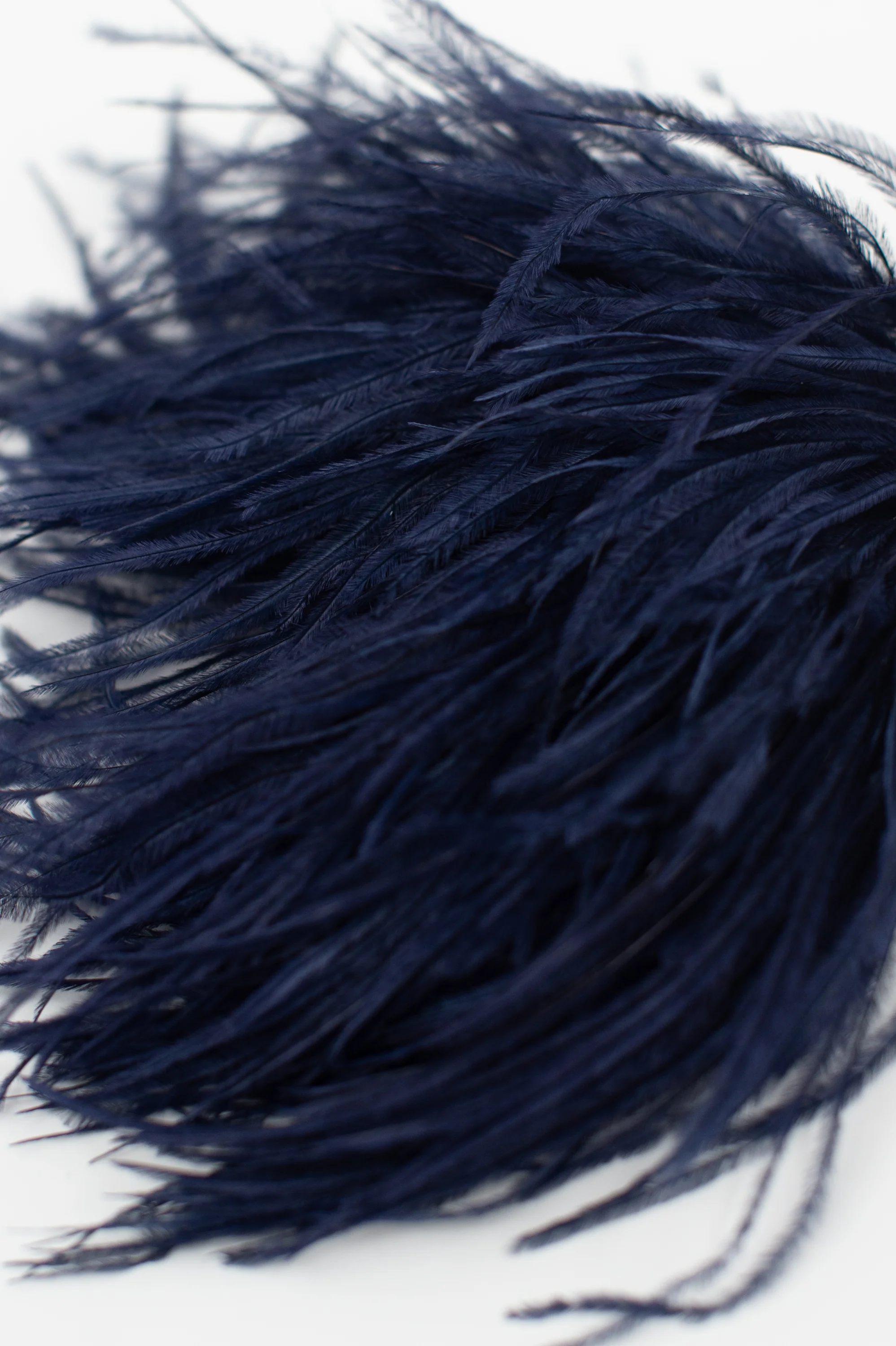 Zaza broche met veren in indigo - Image 3