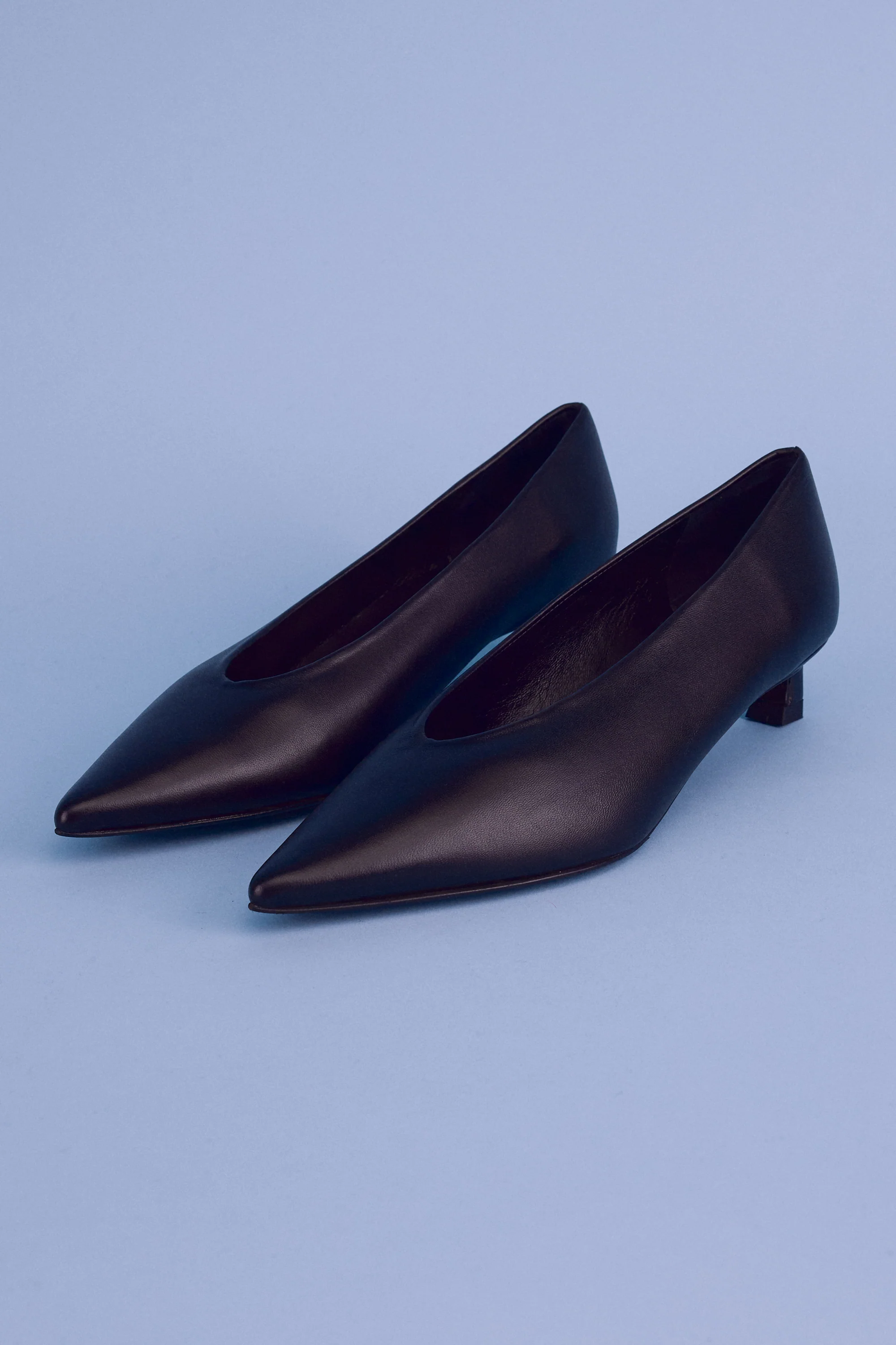 Heaven pump in black - Image 8