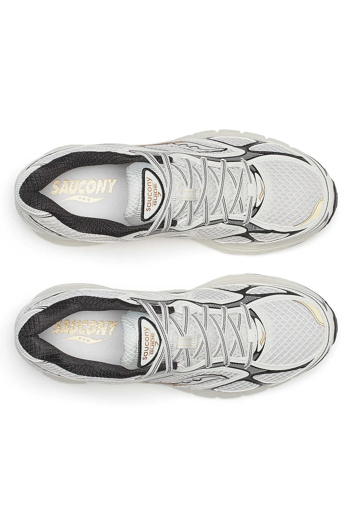 Saucony | ProGrid Guide 7 in Onyx / Gold - Image 4