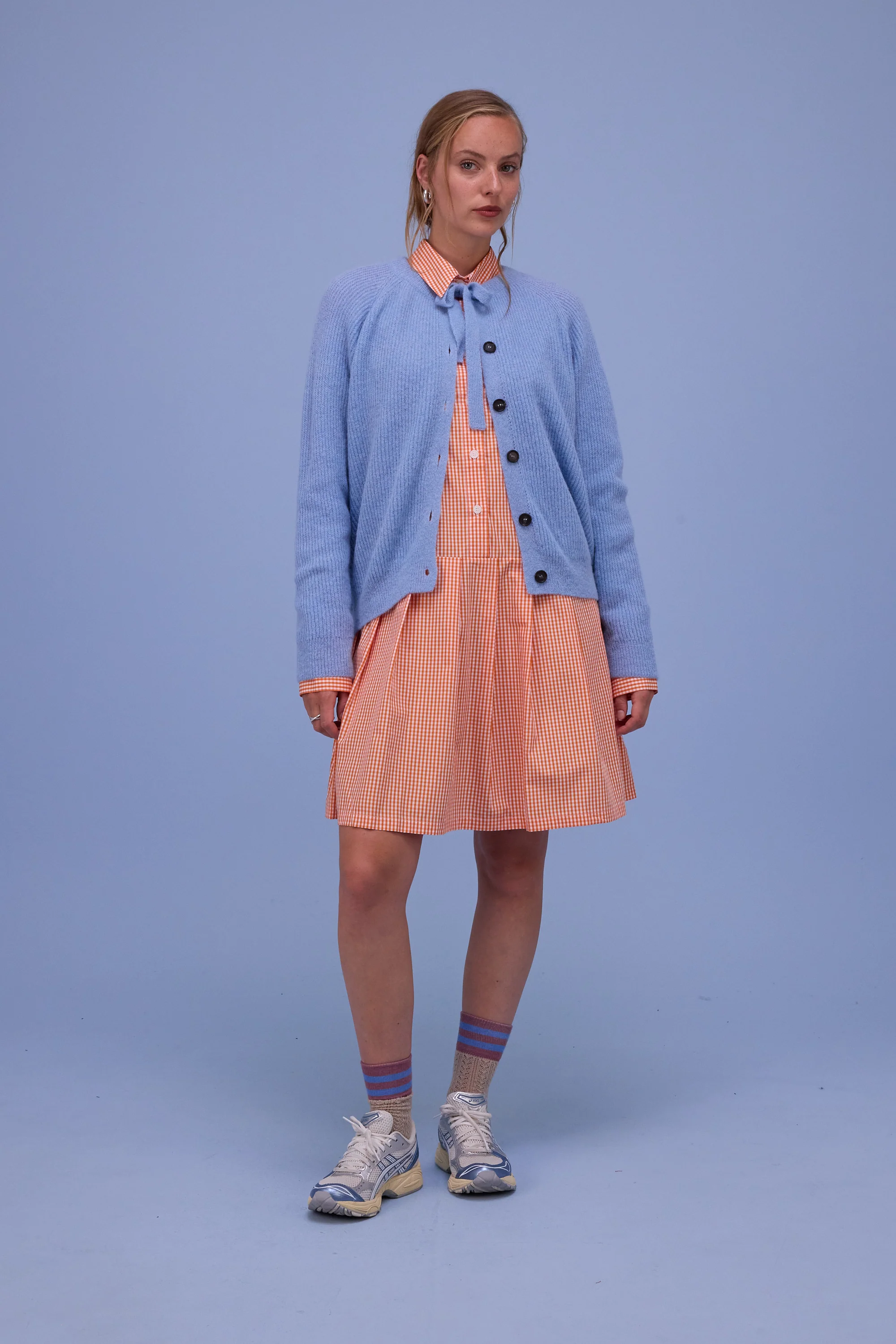Helsinki cardigan in chambray blue - Image 5