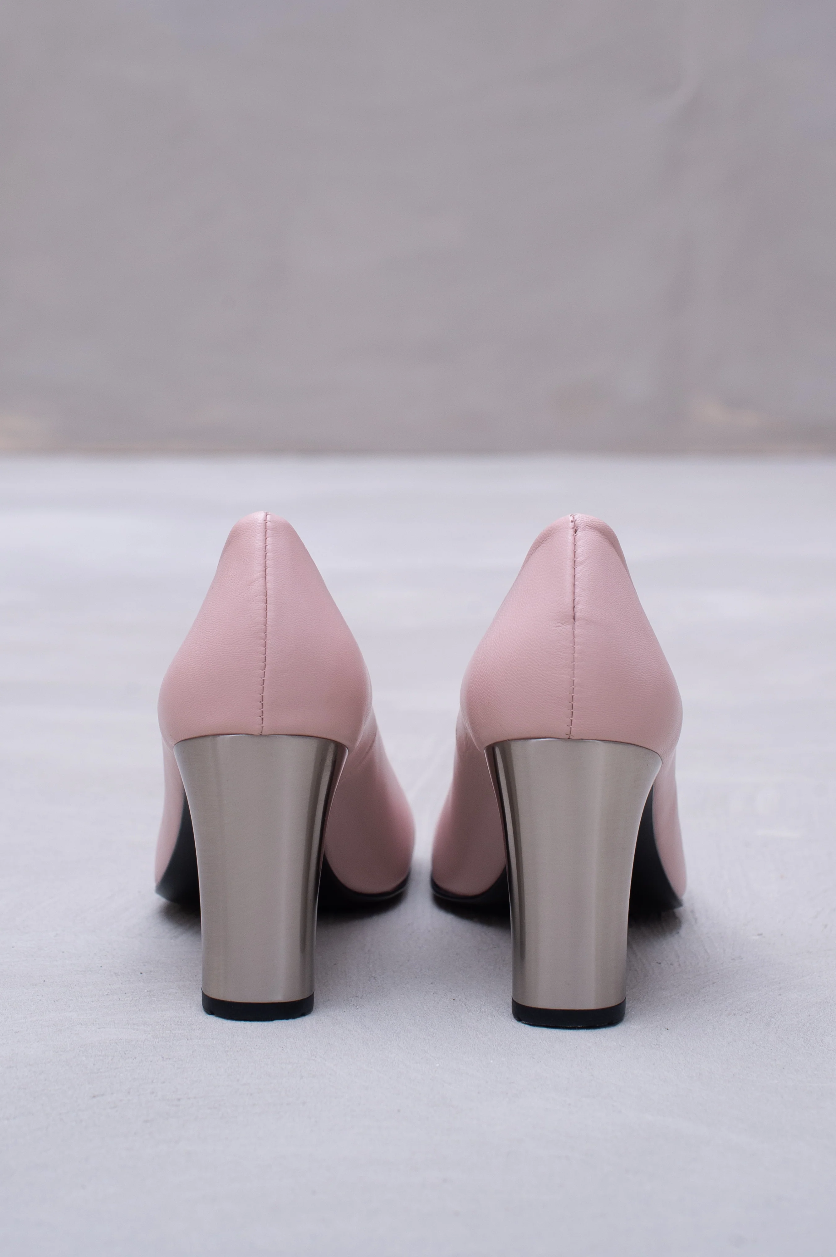 Flume pump in cameo rose - Image 3