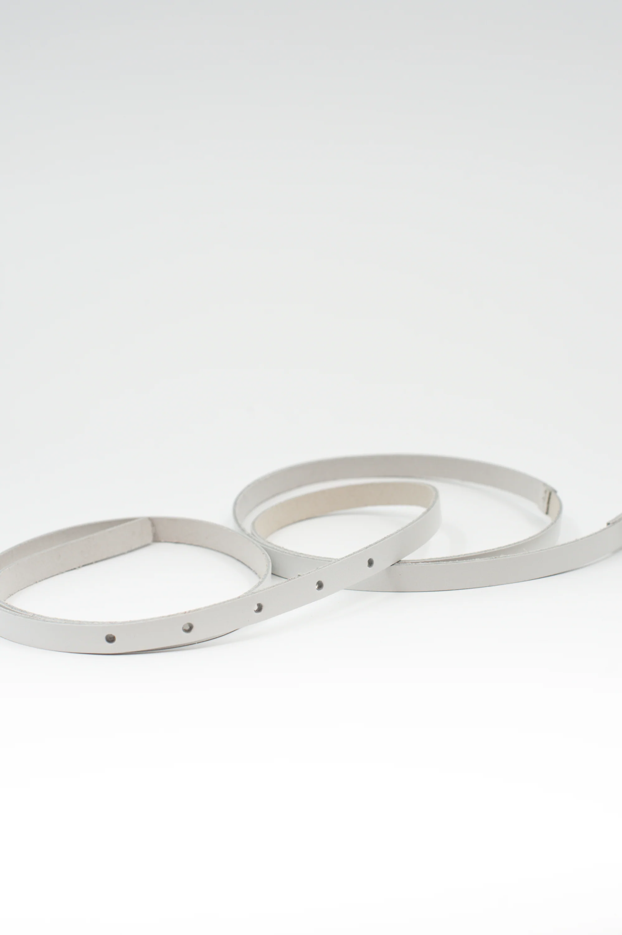 Dunne witte riem - Image 6