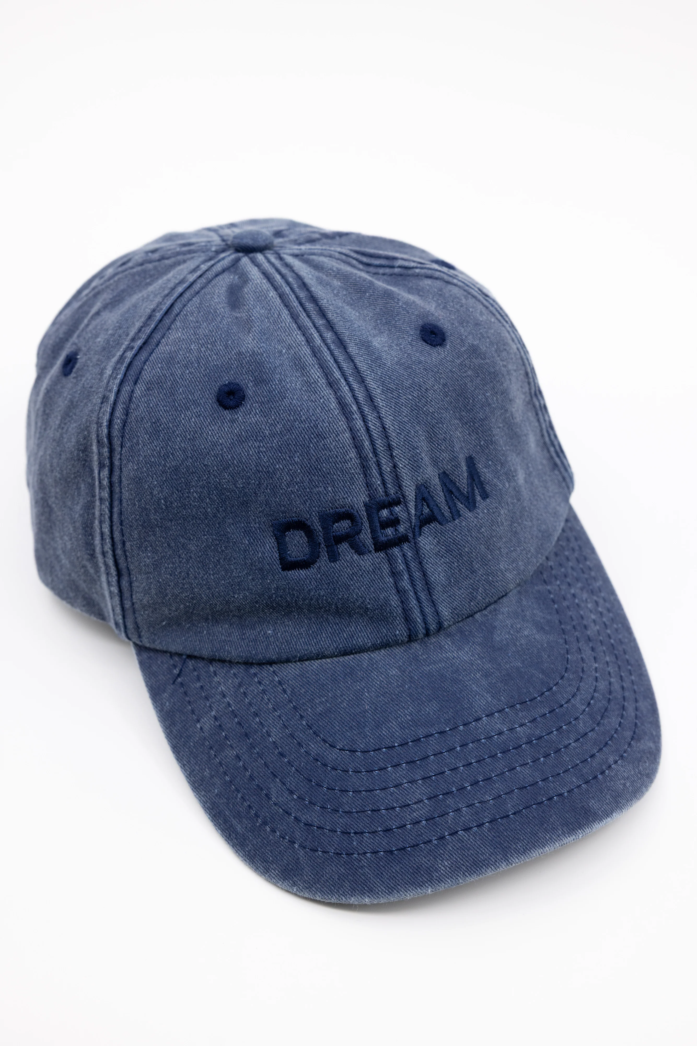 Halo pet in denim - Image 5