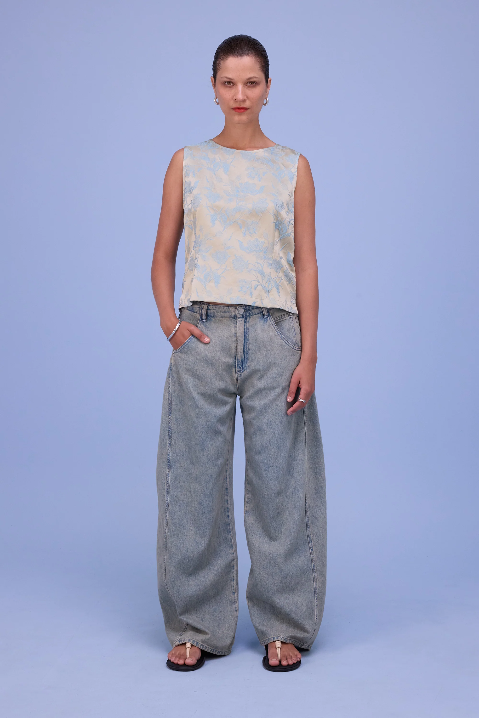 Danielle top in blue glow jacquard - Image 2