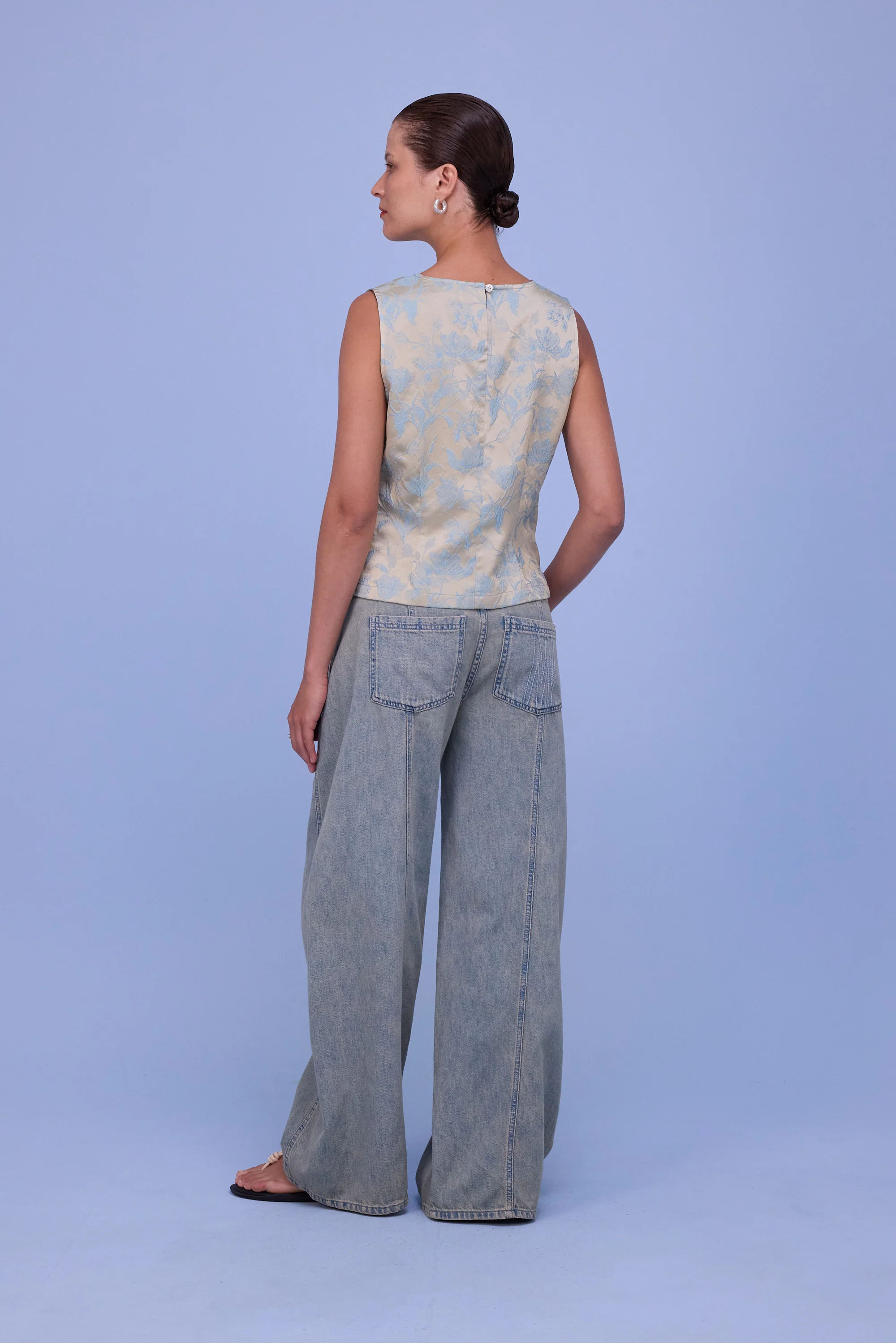 Danielle top in blue glow jacquard - Image 3