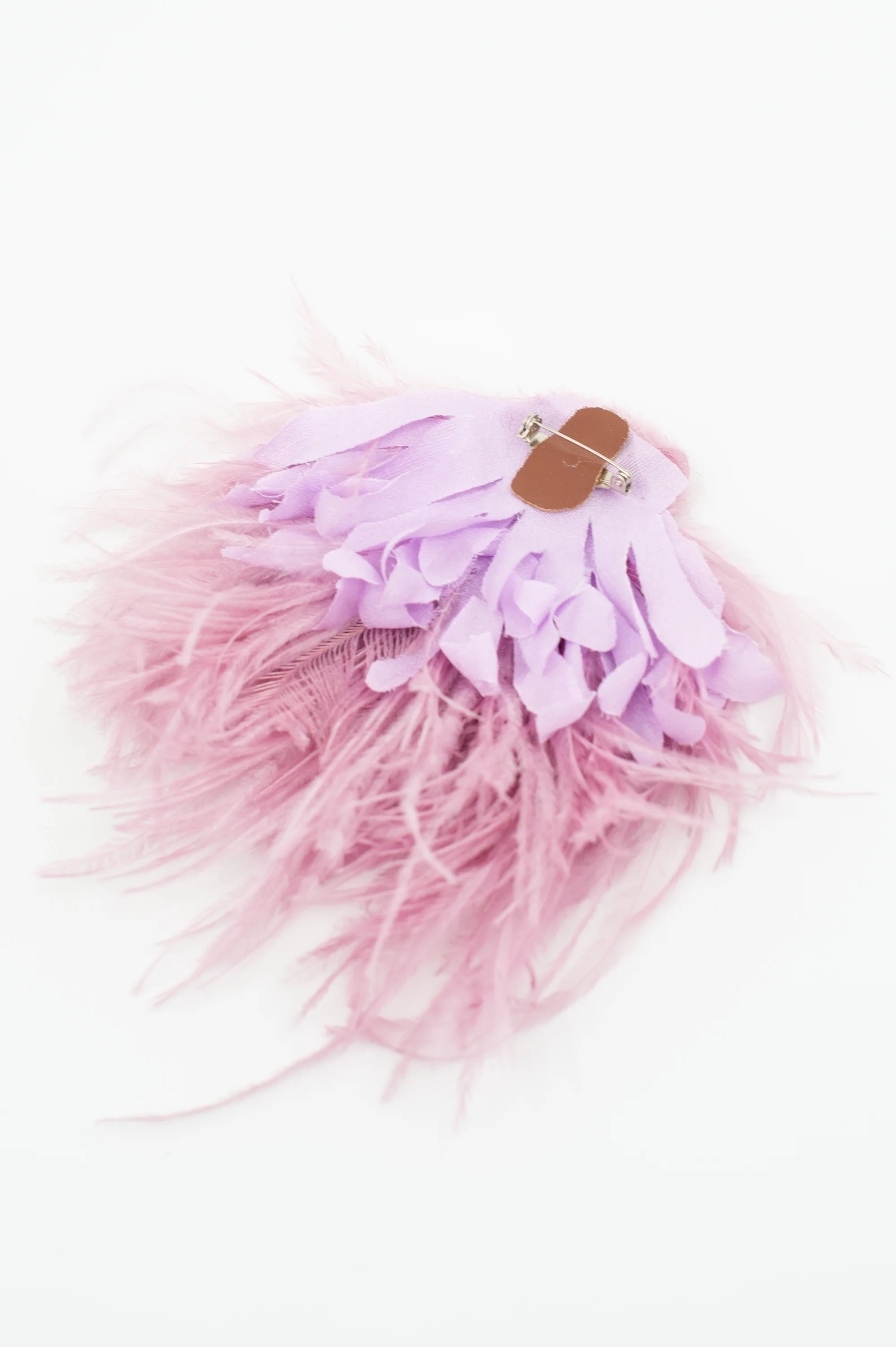 Zaza broche met veren in lila - Image 4