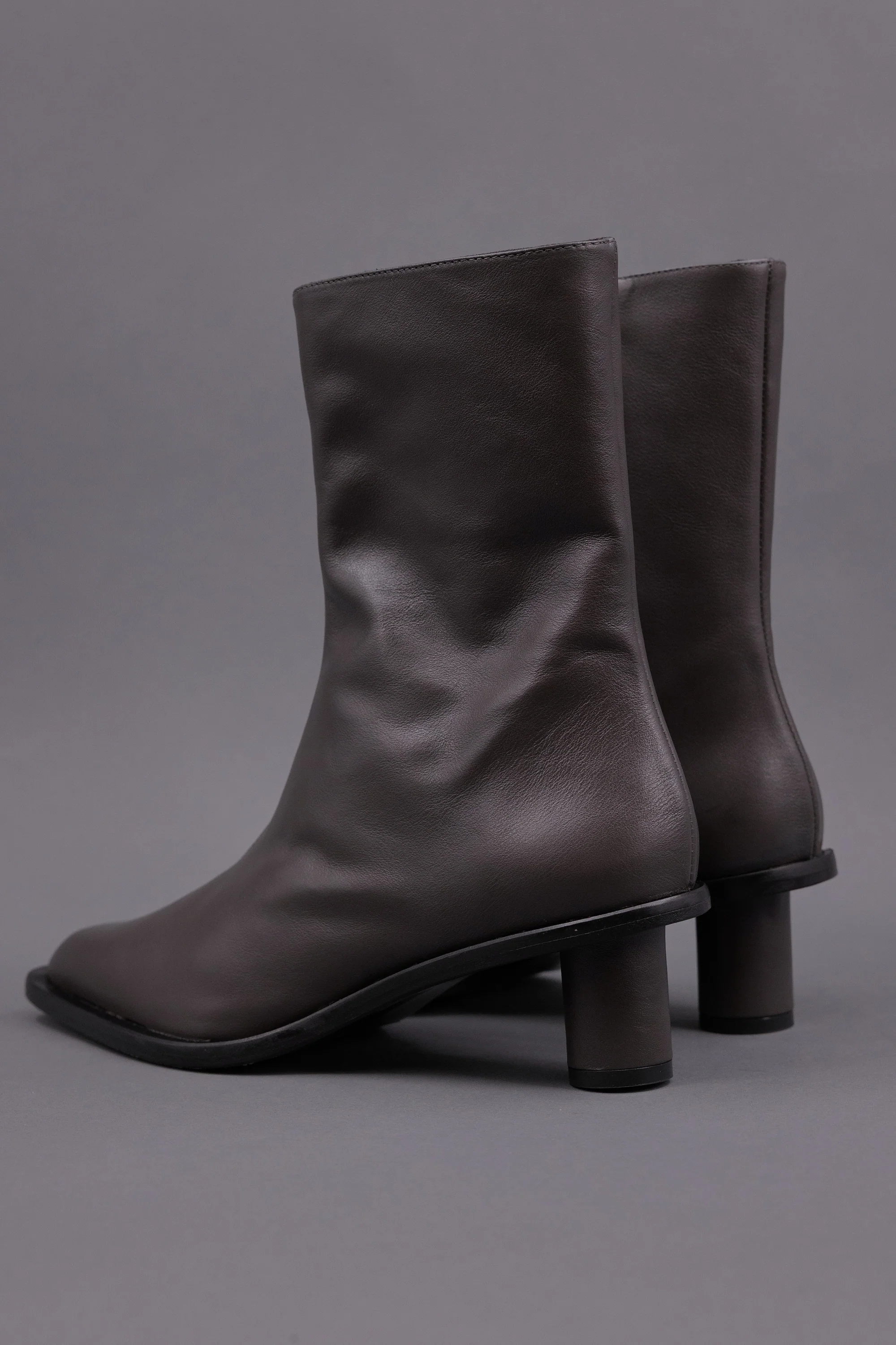 Gilda laarsje in nappa charcoal - Image 4