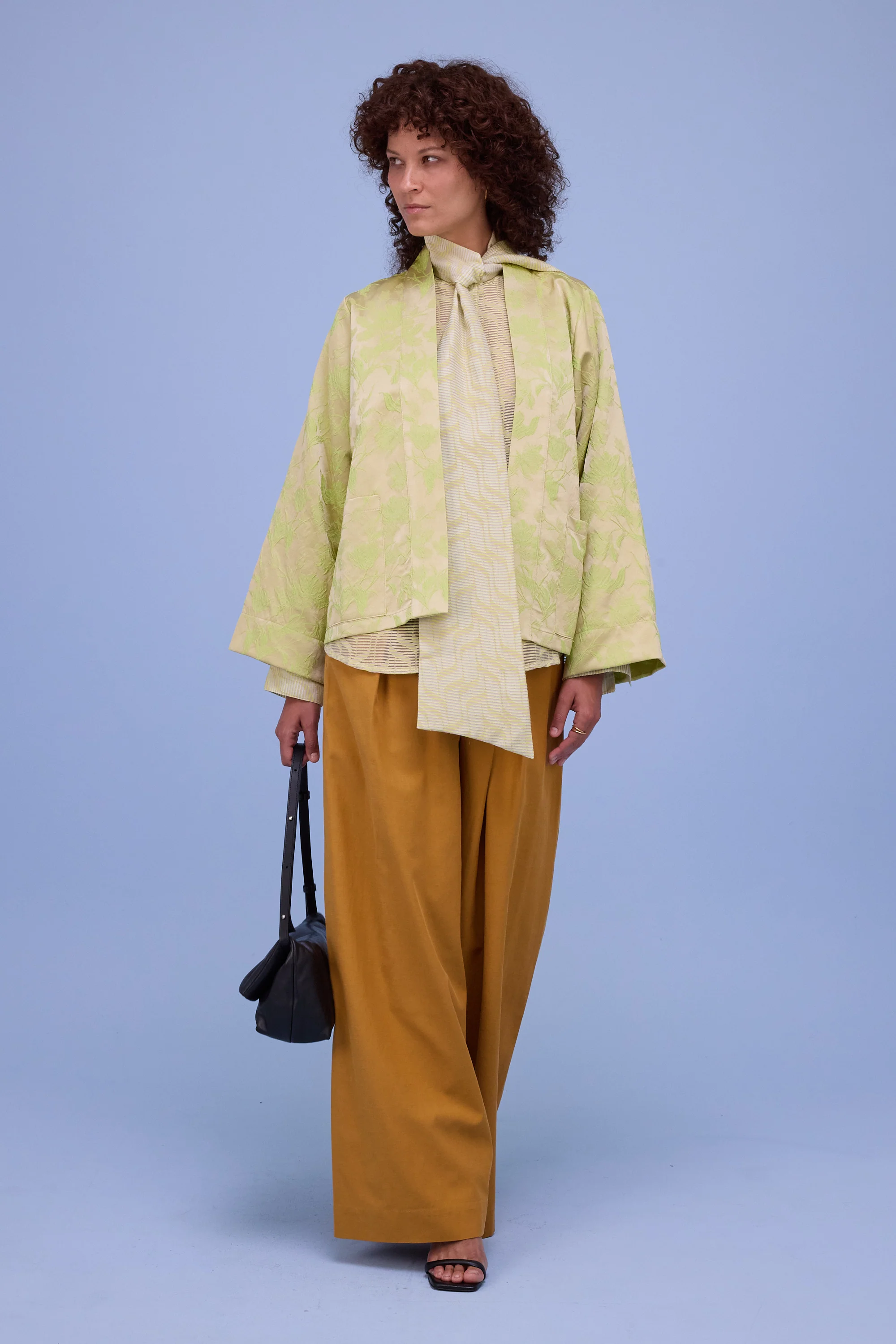 Flenn kimono in lime glow jacquard - Image 6