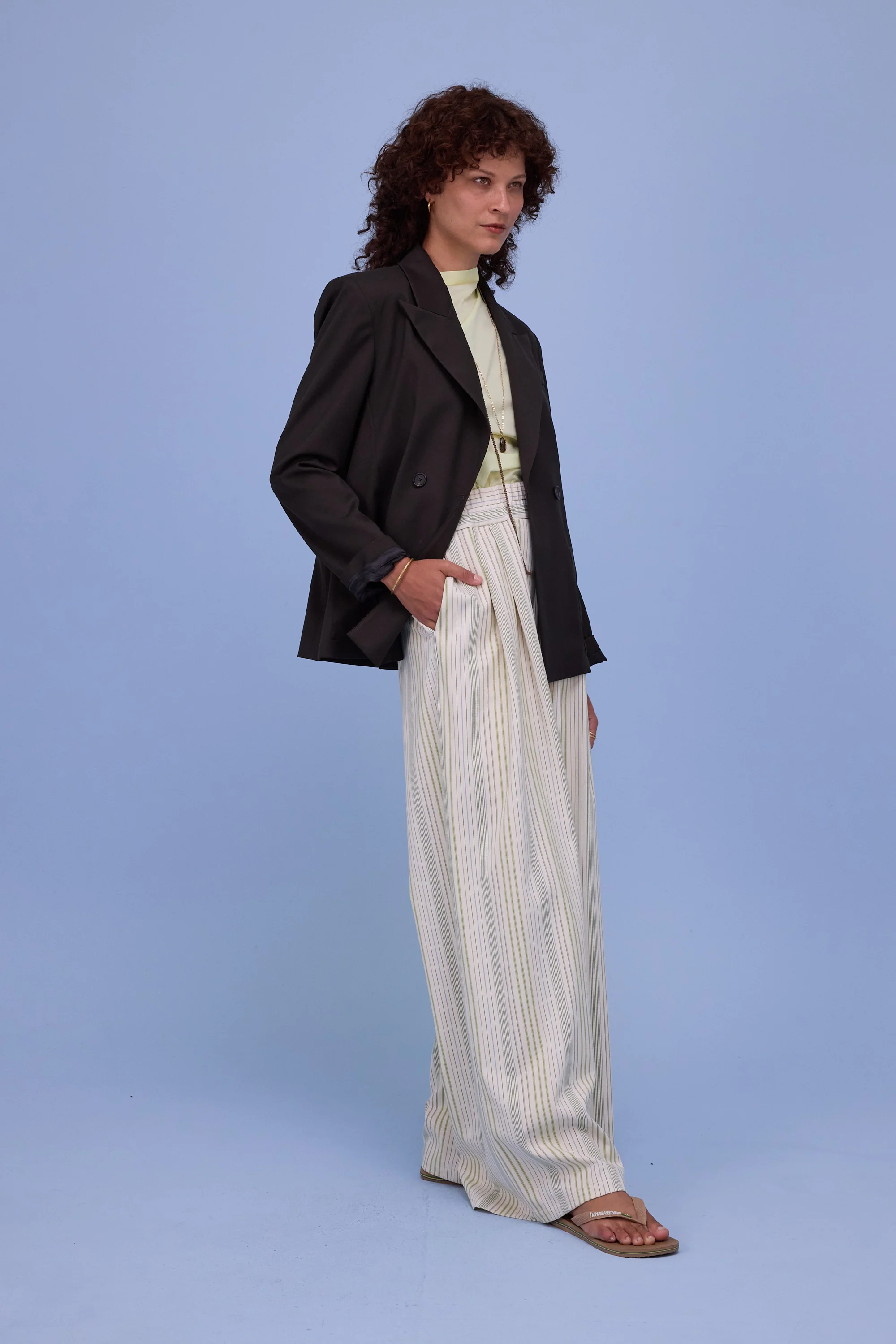 Davos blazer in black olive - Image 4