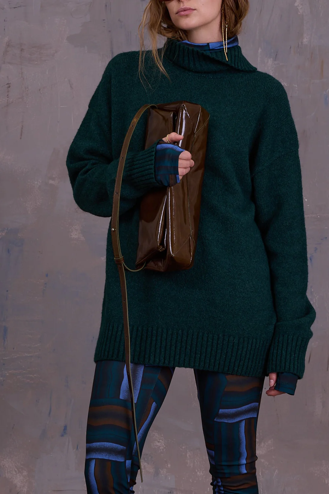 Gennaro handtas in patent olive - Image 4