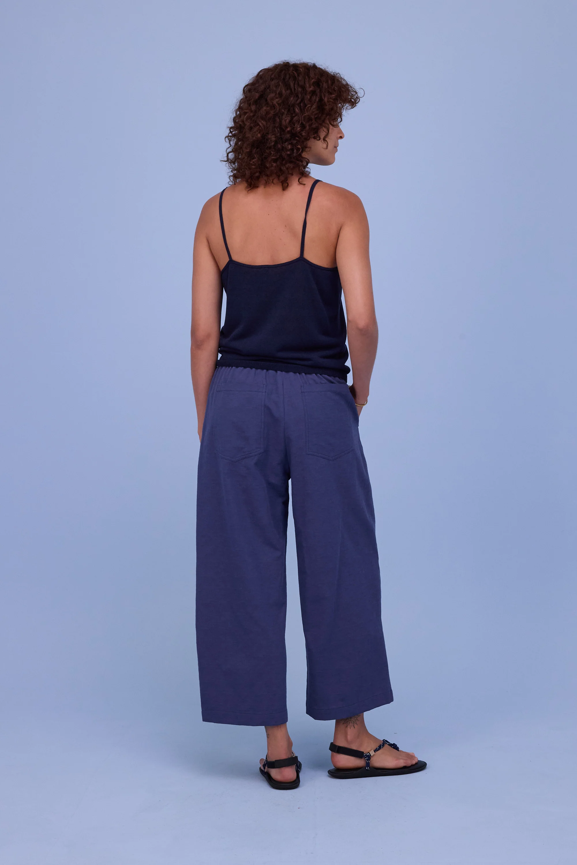Honolulu top in dark navy - Image 4