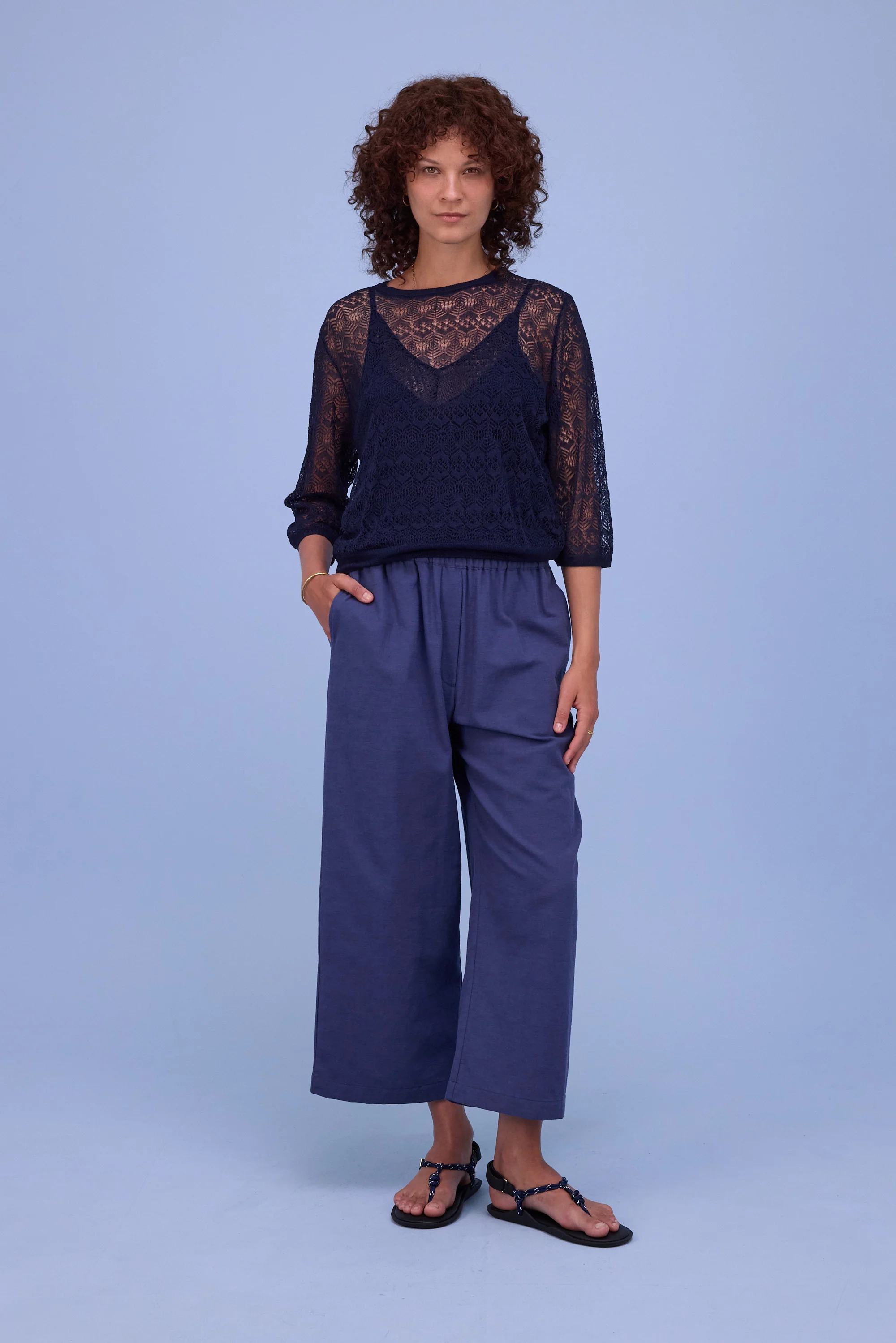 Honolulu top in dark navy - Image 6