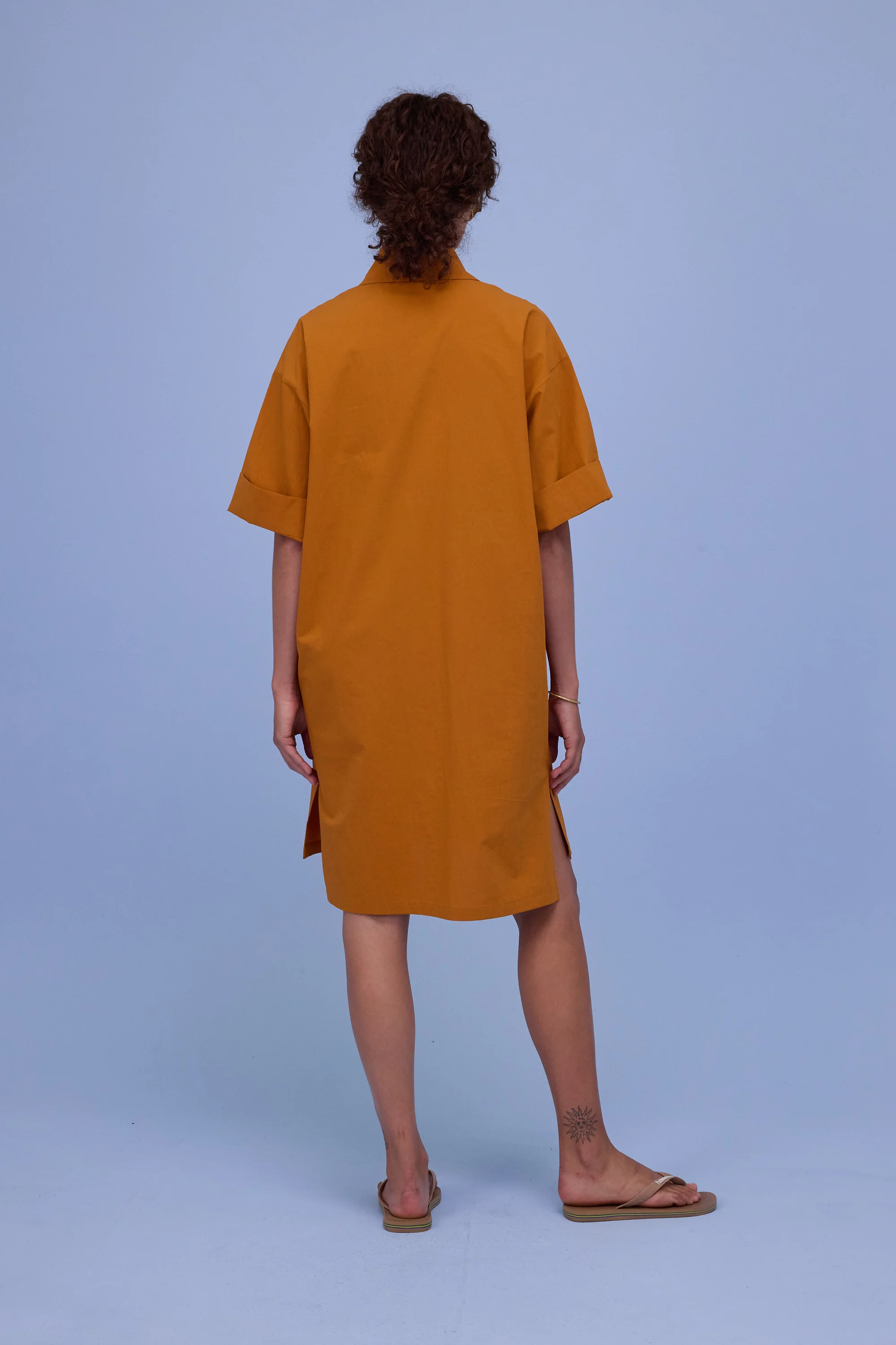 Haven jurk in desert sun - Image 4