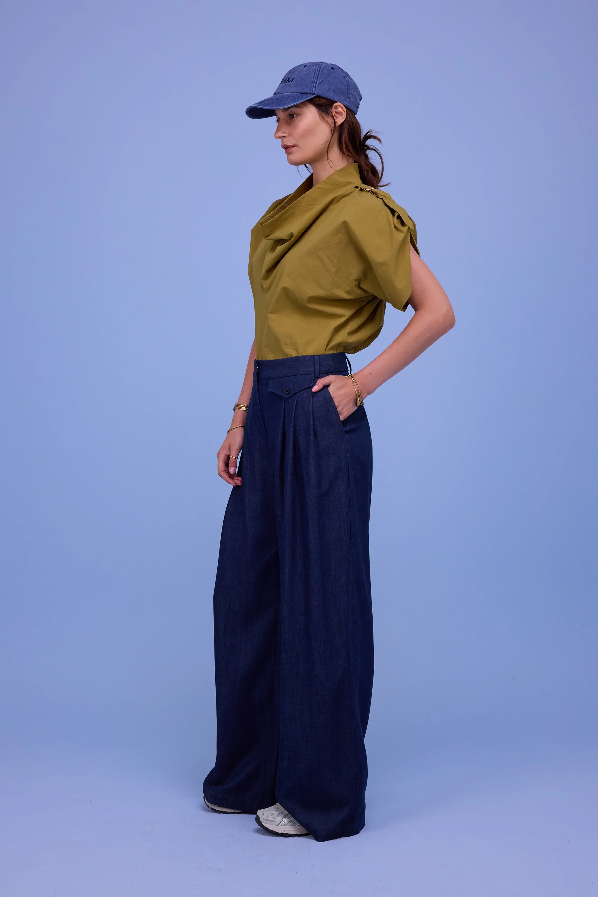 Flora blouse in moss - Image 2