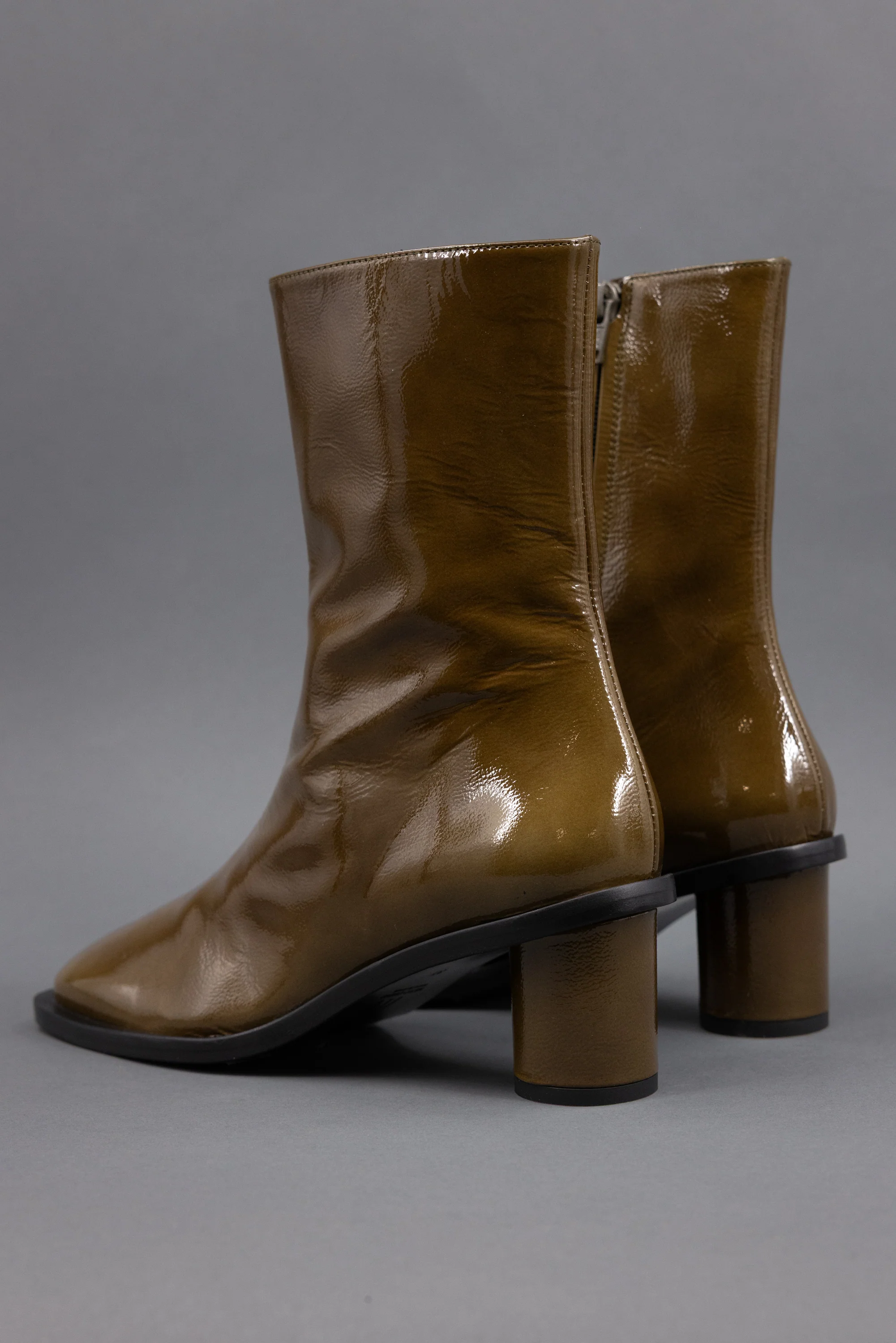 Grada laarsje in patent olive - Image 5