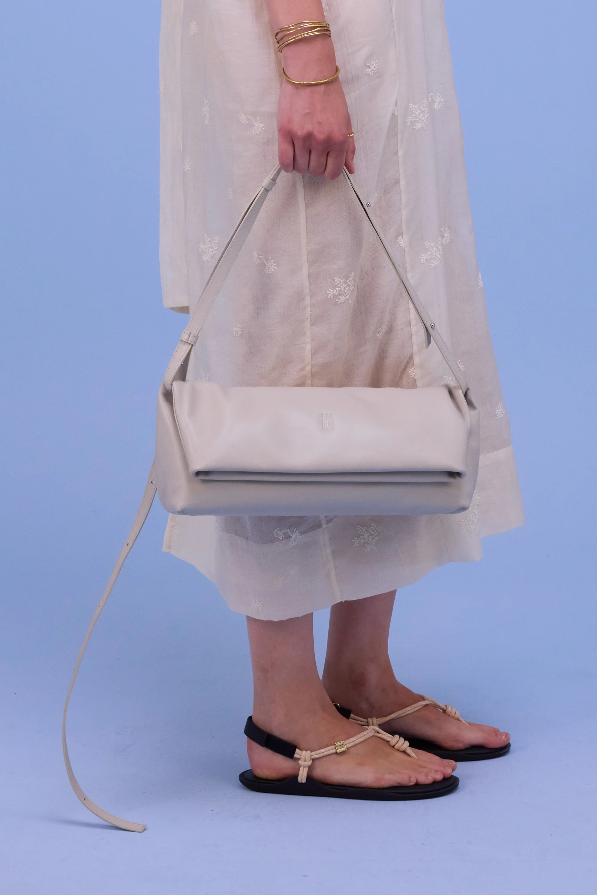 Gennaro handtas in cream - Image 2